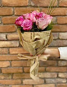 9 Adet İthal Gül Buketi  Buketler çiçek gönder