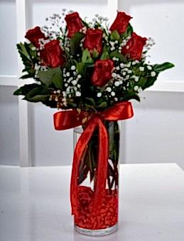 Bir Tutam Aşk 7 Kırmızı Gül Çiçek Arajmanı  çiçek gönder