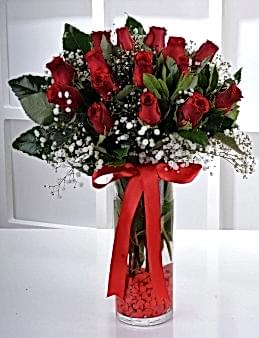 Kızıl Melodi 15 Kırmızı Gül Çiçek Arajmanı  çiçek gönder
