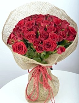 Kucak Dolusu 51 Kırmızı Gül  çiçek gönder