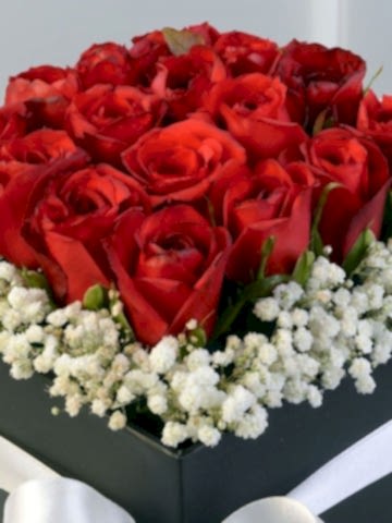 Özel Kutuda Kırmızı Güller Kutuda Çiçek çiçek gönder
